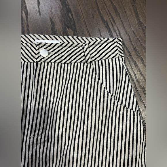 FIKA the Brand Skirt - Picture 12 of 12